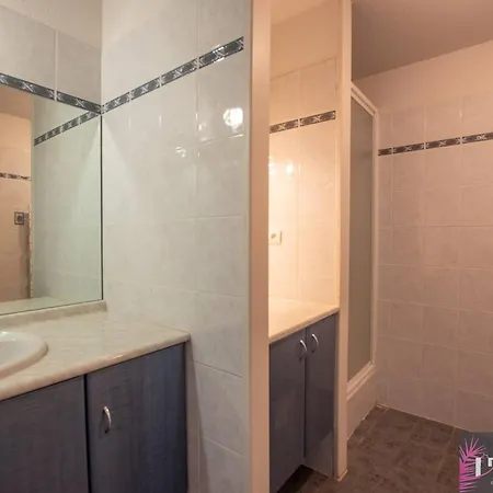 Апартаменты Grand Duplex Avec Terrasse Et Piscine - Fr-1-825-62 *
